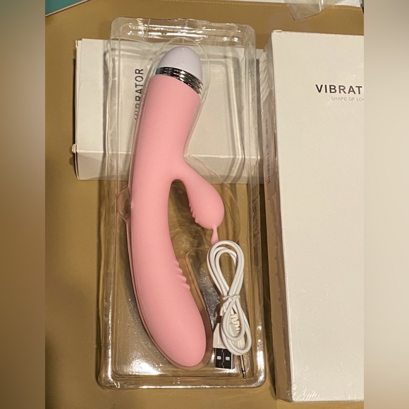 NEW  Massager Shape of Love - Picture 2 of 6